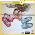 Hersteller in Ningbo weichen Baumwollgewebe Mode Kinder Kleid Schuhe